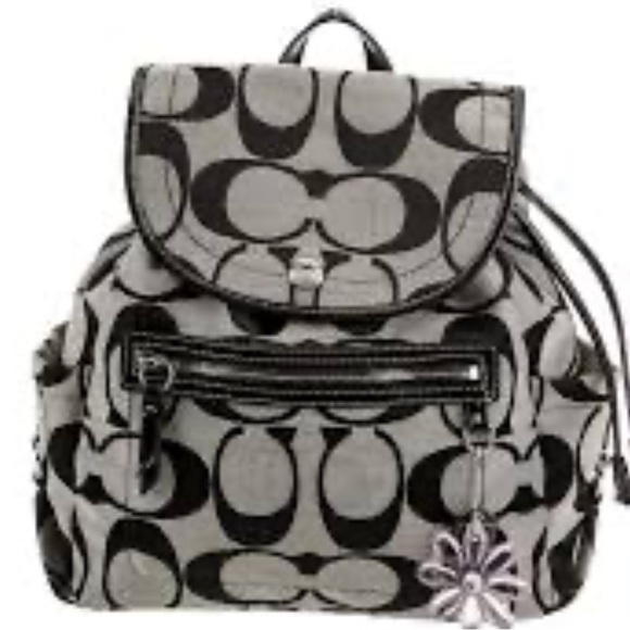 Coach Kyra Daisy Signature C Backpack - Picture 1 of 13